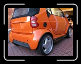 Cabrio_orange_17 * 700 x 525 * (302KB)